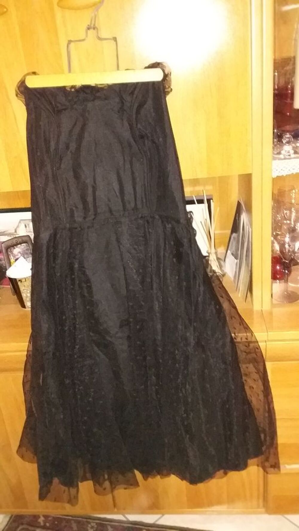 robes de soir&eacute;e Vêtements