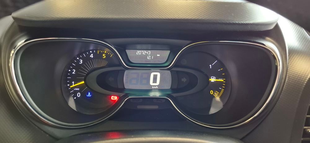Captur dCi 90 Energy S&S eco&sup2; Intens 2015 occasion 33370 Tresses