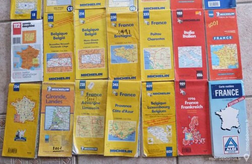25 Anciennes cartes routi&egrave;res dont 23 MICHELIN 
