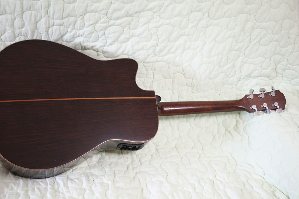 guitare electroacoustique Yamaha Instruments de musique