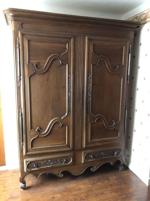 armoire Lorraine 19 sicle trs bon tat 580 Neuves-Maisons (54)