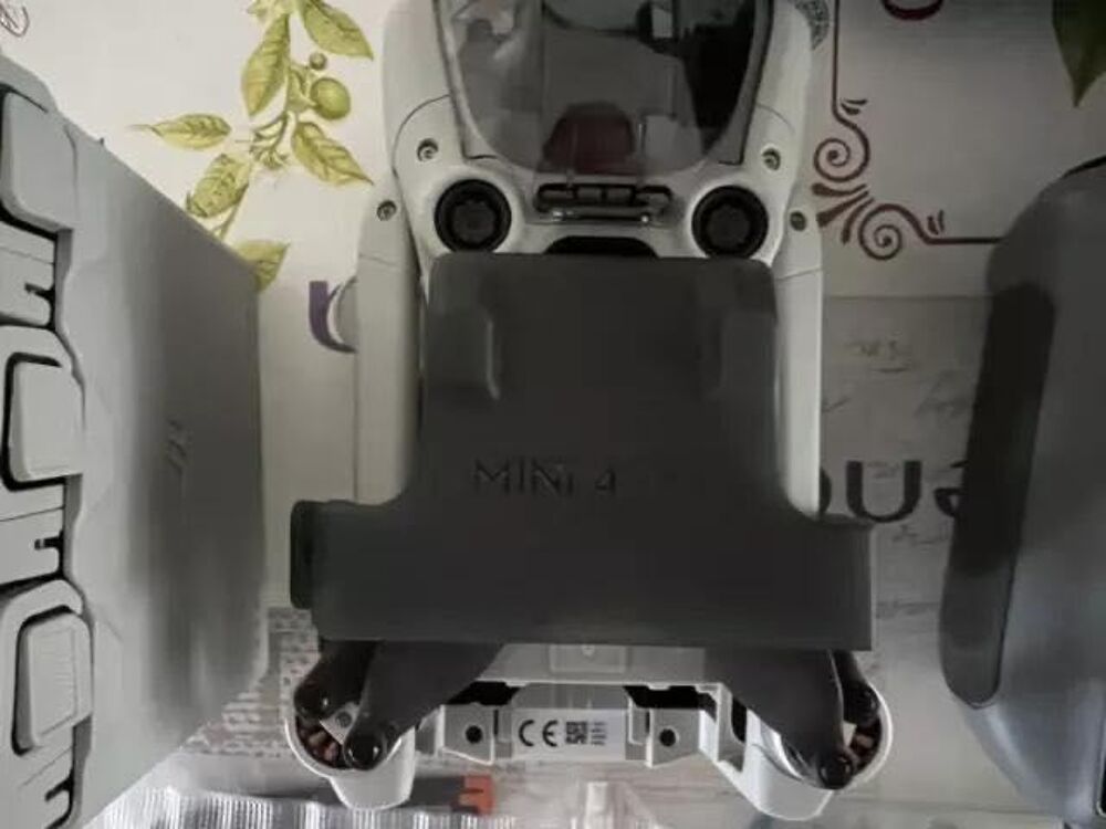 DJI Mini 4 Pro RC2 Fly More Combo Photos/Video/TV
