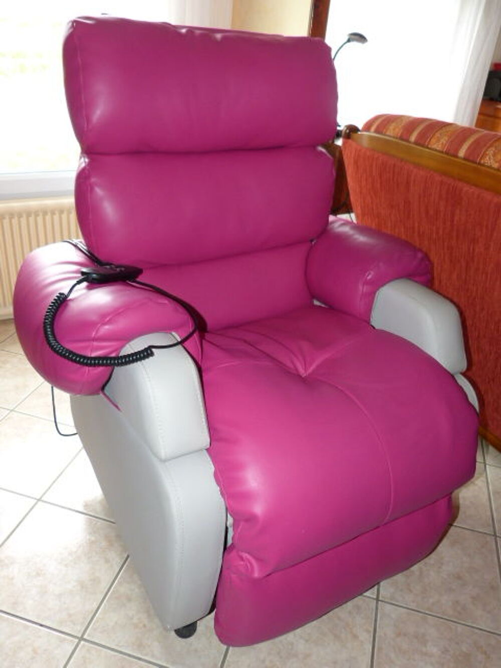 FAUTEUIL RELAXANT ELECTRIQUE 2 MOTEURS Meubles