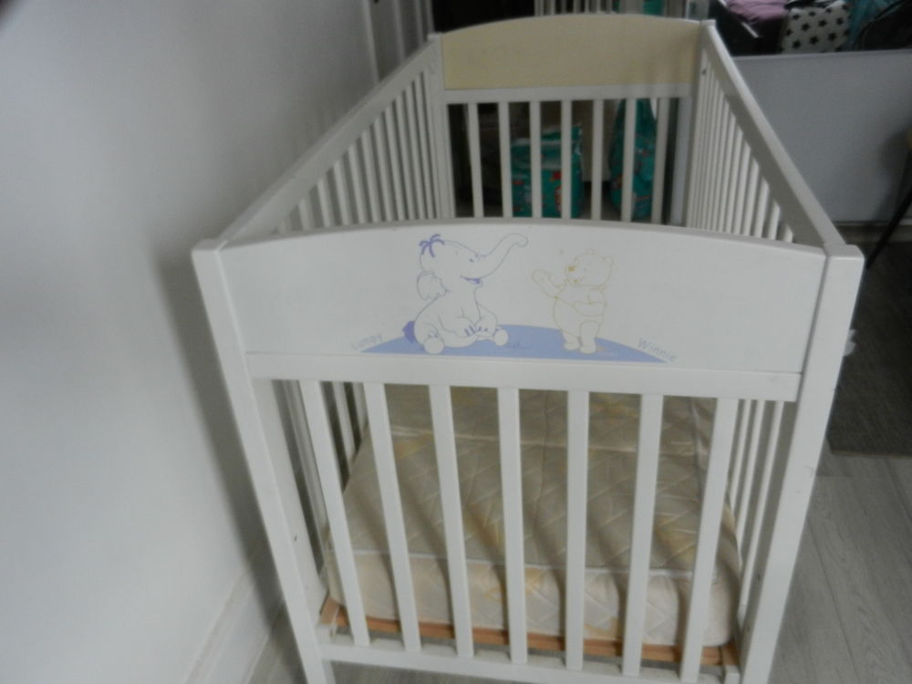 Chambre compl&egrave;te B&eacute;b&eacute; Sauthon Winnie Puériculture