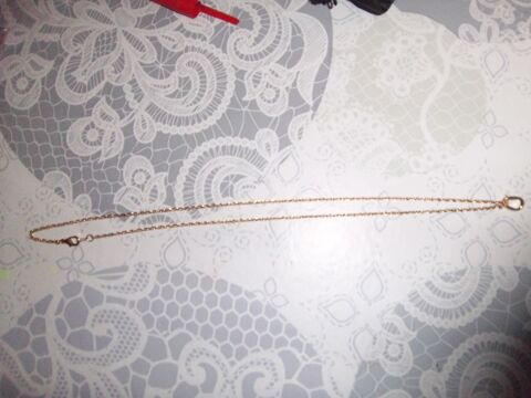 Collier fantaisie 2 Bossay-sur-Claise (37)