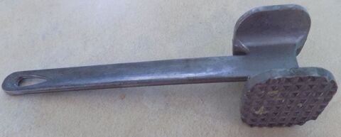 Marteau � viande 1 La Motte-d'Aveillans (38)