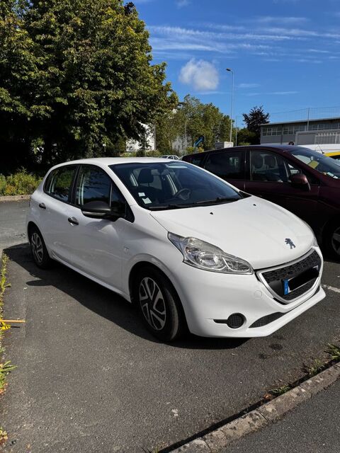 Peugeot 208 AFFAIRE 1.4 HDI 68 FAP BVM5 CONFORT