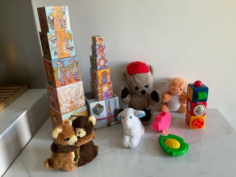 Jouets et peluches premier �ge Paris 12 (75)