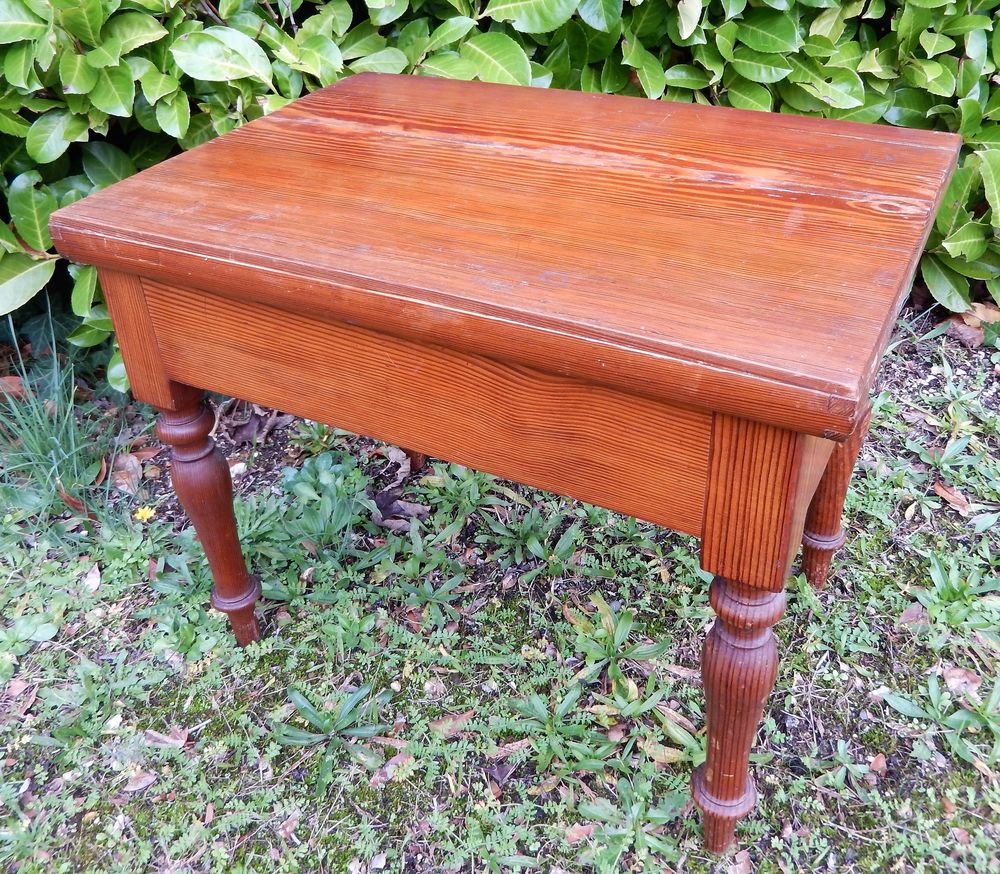Table basse originale contenant un bidet Meubles