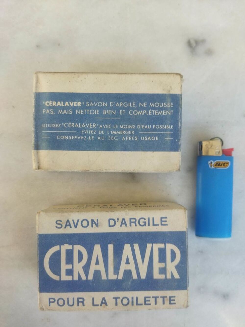 2 savons d'argile neufs 