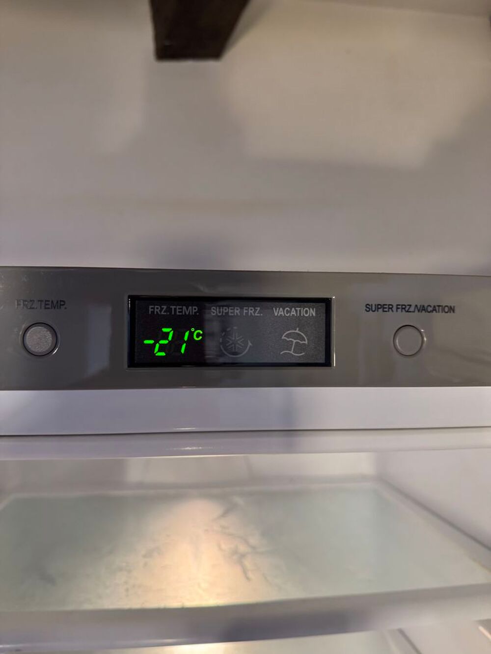 R&eacute;frig&eacute;rateur-cong&eacute;lateur LG Electroménager