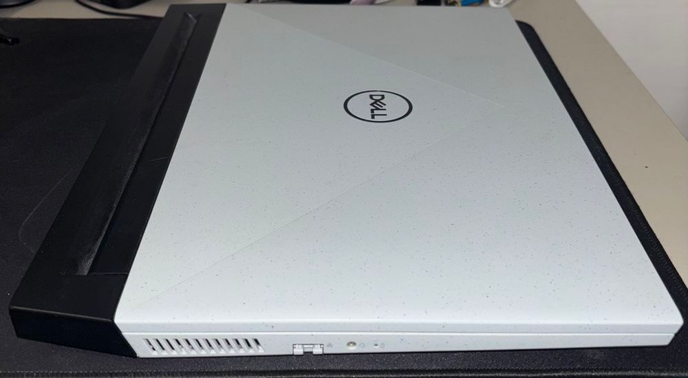 Ordinateur Dell Gamer G15 5525
Matériel informatique