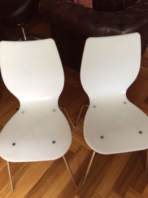 chaises plexiglass 20 Paris (75)