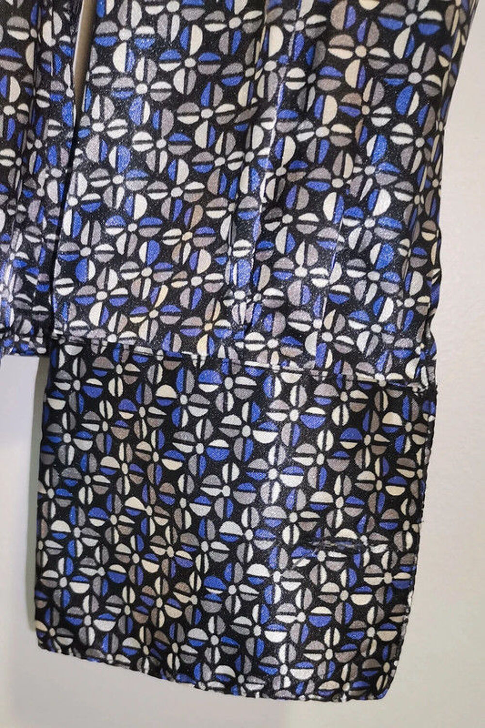 Chemisier chic l&eacute;g&egrave;rement brillant Naf Naf taille 36 Vêtements