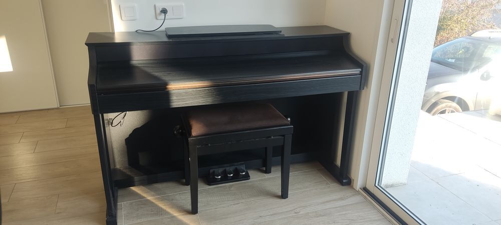 Thomann DP-95 B, 88 touches, 3 p&eacute;dales avec si&egrave;ge et casque Instruments de musique