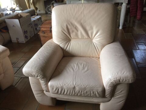 CANAPE CUIR ECRU AVEC 2 FAUTEUILS 250 Tessancourt-sur-Aubette (78)