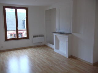  Maison à louer 3 pièces 90 m²