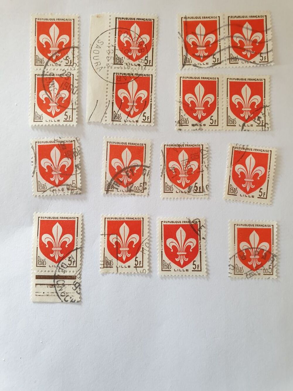 Timbre France 1958 armoiries de lille 5 F - lot 0.64 euro 