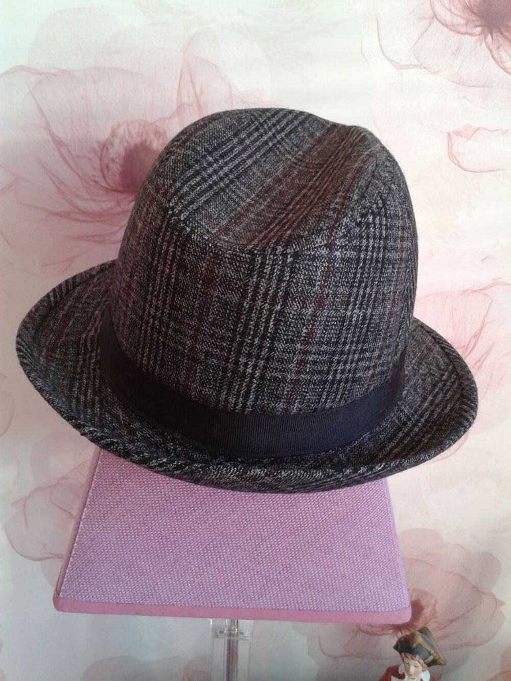 Chapeau neuf trilby mixte en lainage taille 57 Vtements