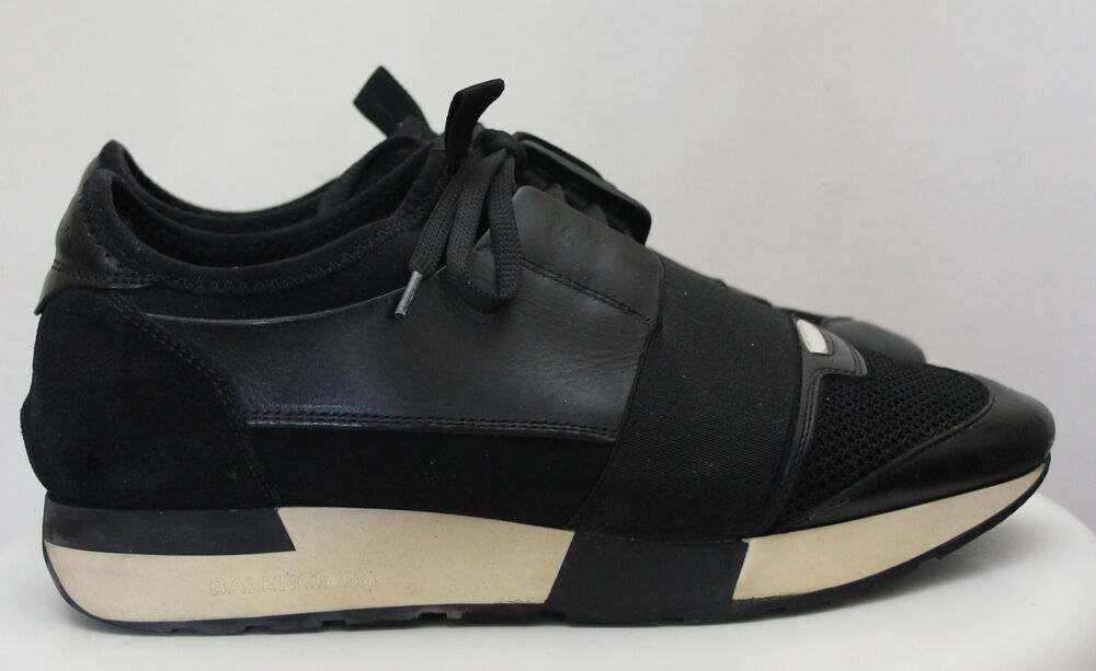 BALENCIAGA Baskets - Race Runners - Noir T.39 
Chaussures