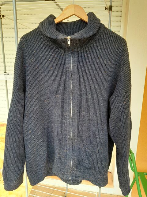 Lot de 2 gilets homme 10 Montblanc (34)