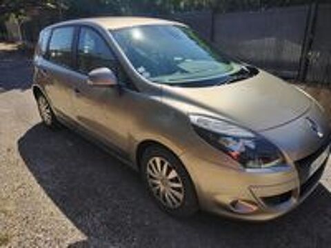 Sc&eacute;nic III Scenic III TCe 130 Expression Euro 5 2010 occasion 26210 Moras-en-Valloire