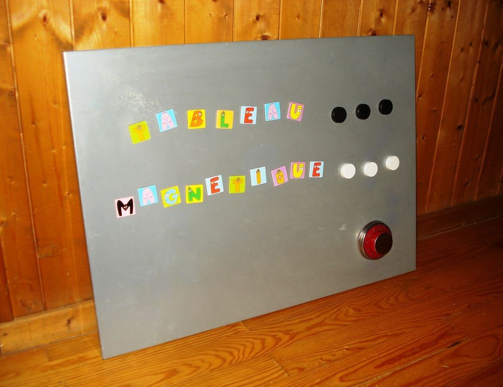 Tableau magn&eacute;tique IKEA 58 X 80CM avec lettres Jeux / jouets