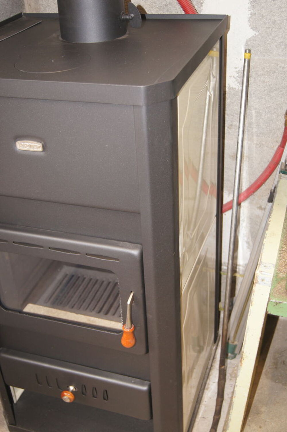 po&ecirc;le a bois avec chaudi&egrave;re int&eacute;gr&eacute;e neuf Bricolage