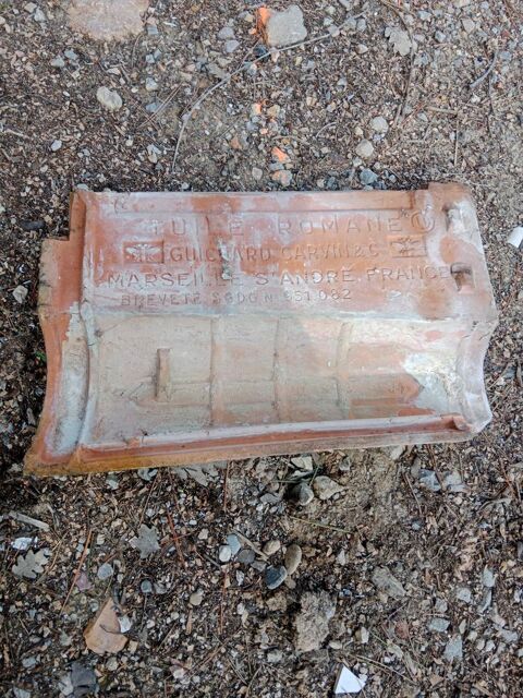 tuiles ROMAINE 2 Ampus (83)