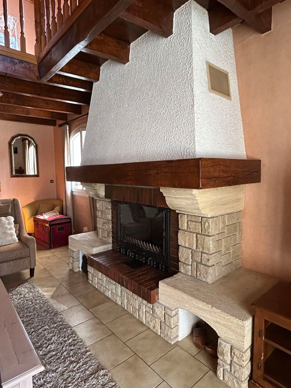 chemin&eacute;e avec insert Meubles