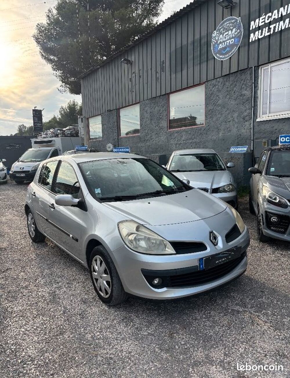 Clio III Clio 1.5 dCi 105 Confort Pack Clim Expression 2006 occasion 83130 La Garde