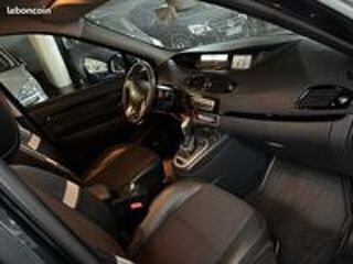 Sc&eacute;nic III Grand Scenic III 2.0 dci 150 bva6 Bose 5places suivi Renault 2011 occasion 92500 Rueil-Malmaison