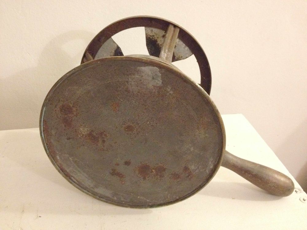Souvenir ancien r&eacute;chaud pour collectionneur
Décoration