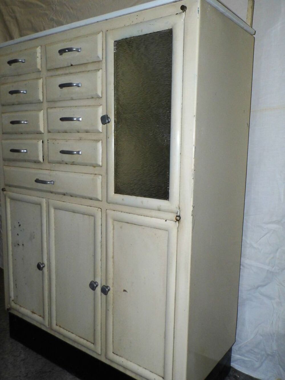 Meuble de m&eacute;tier dentiste hopital ann&eacute;es 50 armoire pharmacie vintage design XX&egrave;me siecle Meubles