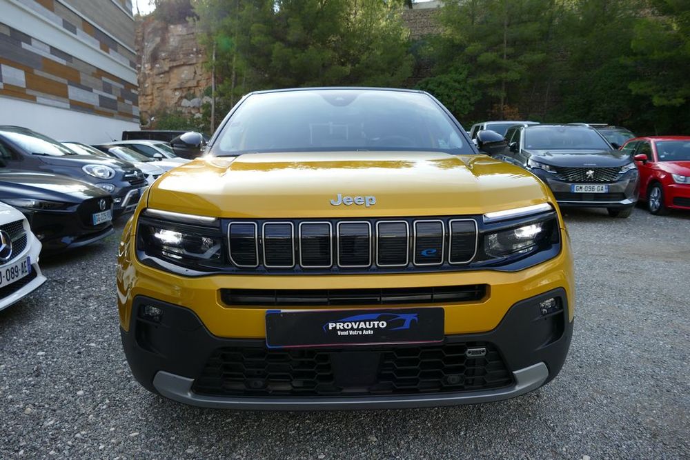 Avenger 115kW 4x2 Altitude 2023 occasion 13600 La Ciotat