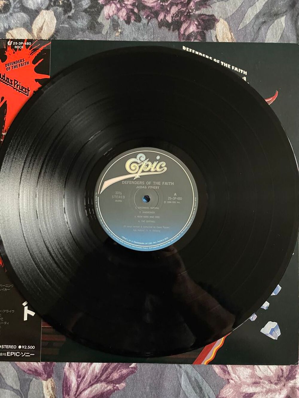Vinyles hard rock / M&eacute;tal CD et vinyles