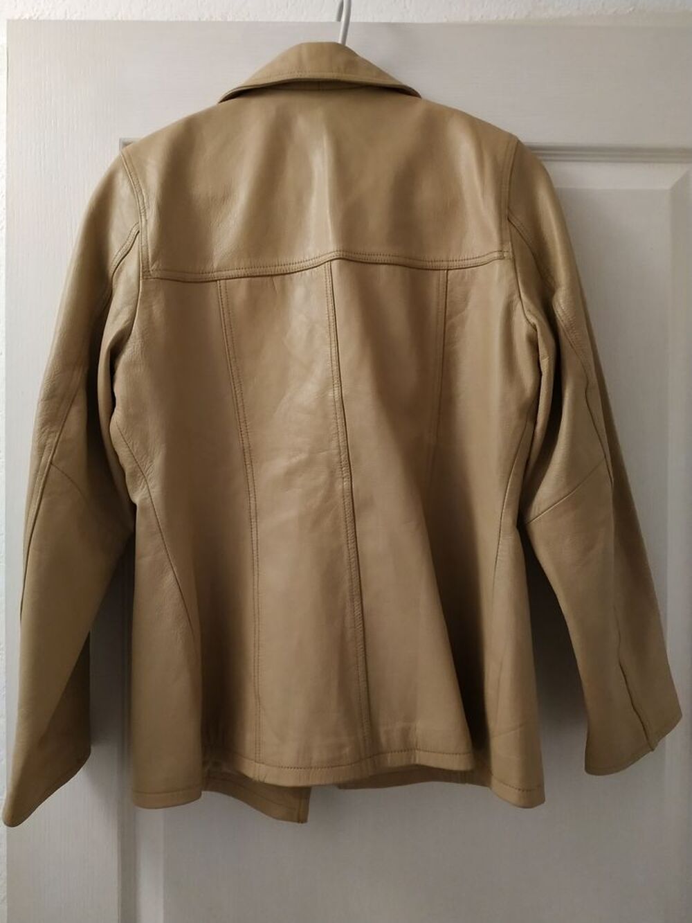 Veste en cuire ch&egrave;vre beige Vêtements