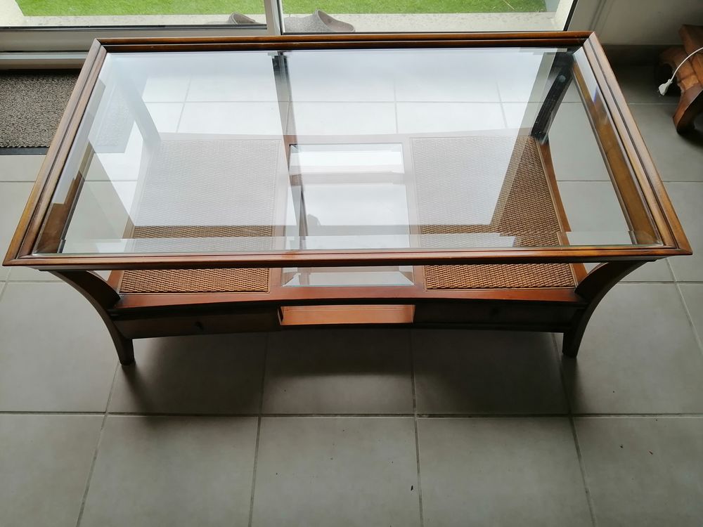 Table basse en merisier dessus en verre Meubles