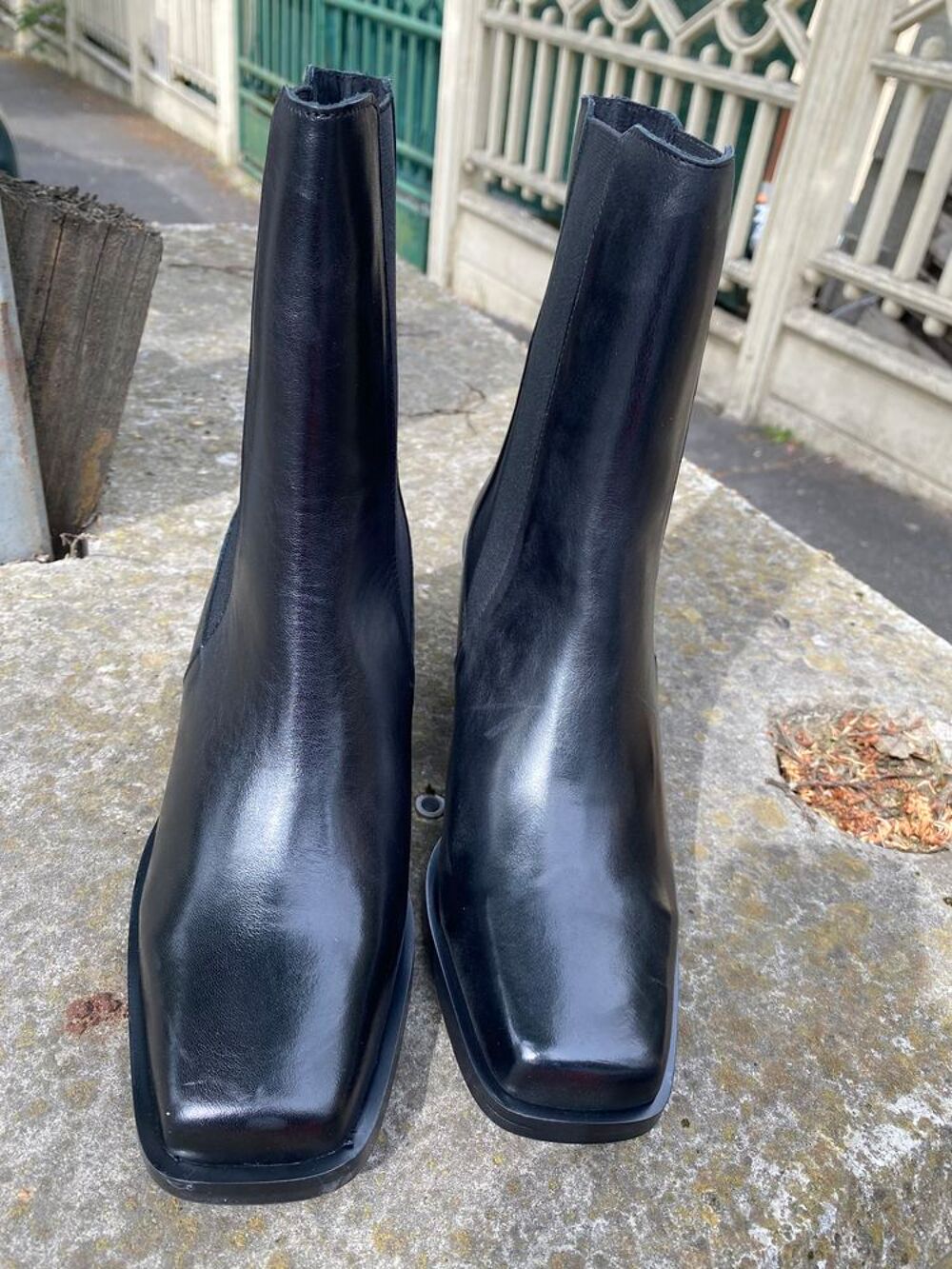 Bottes cuir noir taille 38 Chaussures