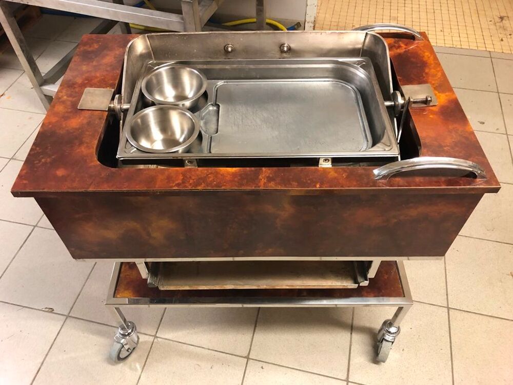 TABLE DE TRANCHE Cuisine