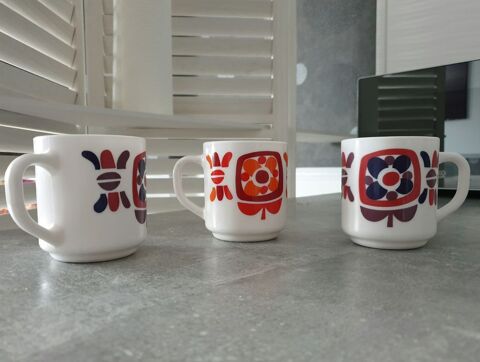 Mugs Collection Mobil (1973) 35 Petite-Fort (59)