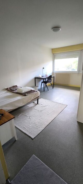  Appartement à louer 5 pièces 80 m² Rennes