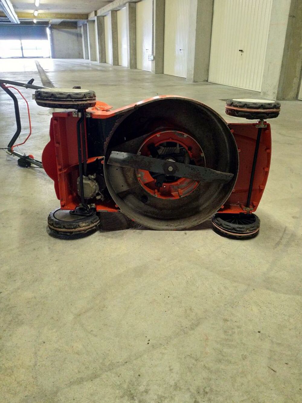 Tondeuse HUSQVARNA thermique Jardin