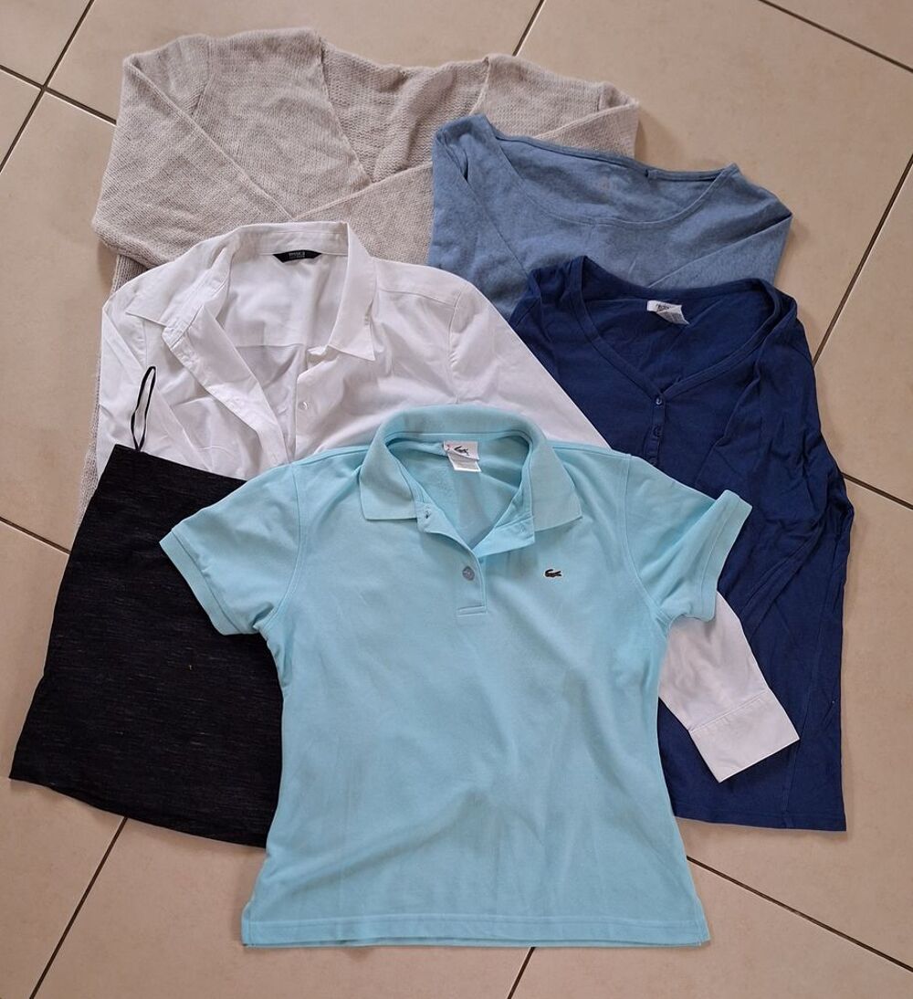 Lot v&ecirc;tements femme ou adolescentes Vêtements