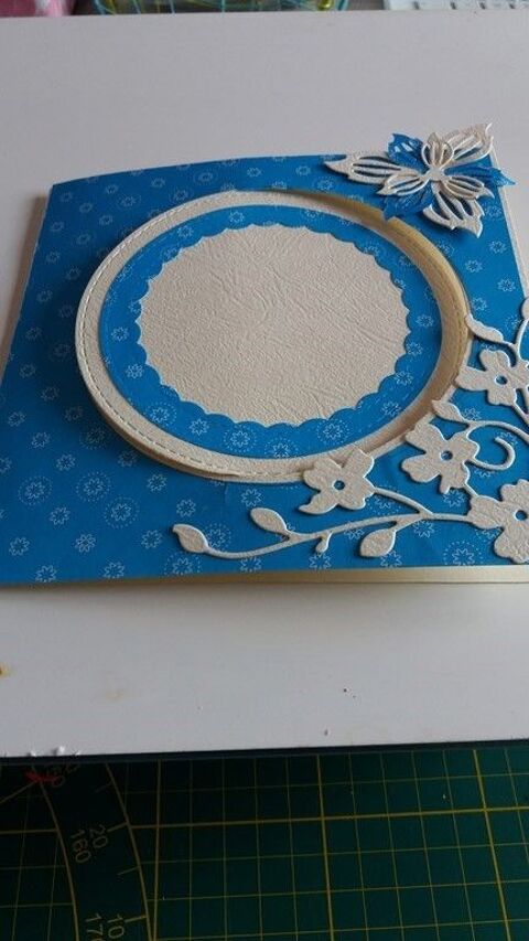 CARTES DE NOEL ANNIVERSAIRE NAISSANCES  CONDOLEANCES 
3 Charantonnay (38)