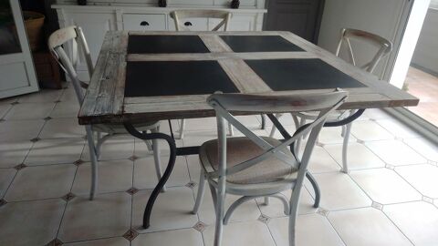  Salle  manger
4 chaises 120 Rivedoux-Plage (17)