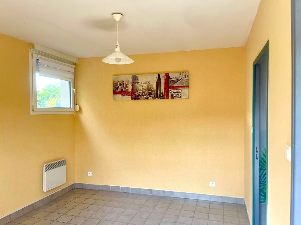 Location Appartement Studio 34 m à  Dole proche de tout Dole