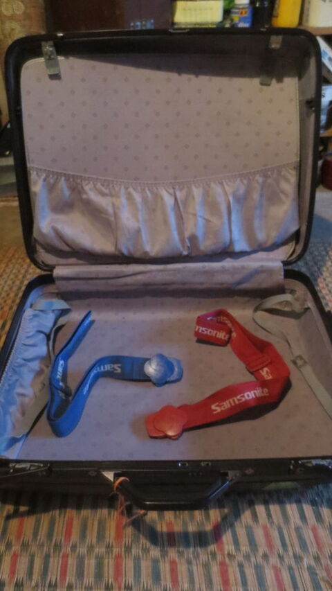 VALISE SAMSONITE A ROULETTES 10 La Chapelle-Saint-Luc (10)