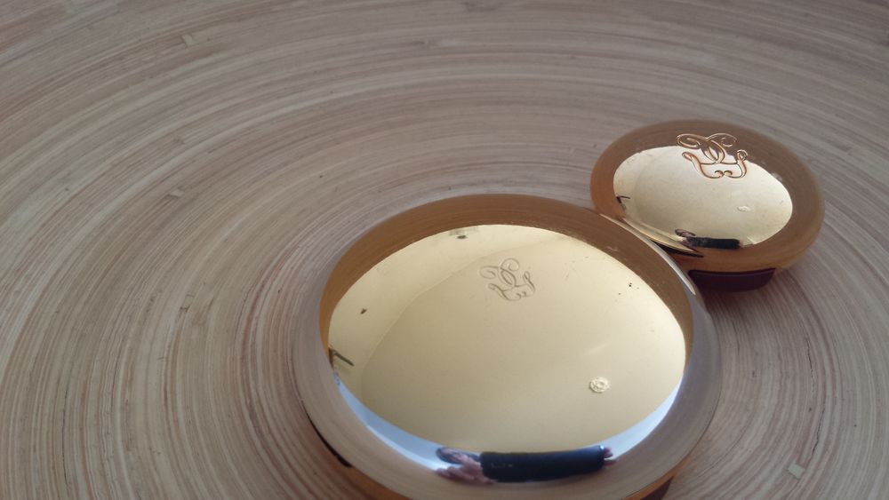 MIROIR ET POUDRIER DE SAC Bijoux et montres