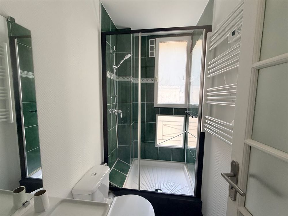Appartement 2 pièces 30 m² · à Aubervilliers · 30 m² · 140 000 €